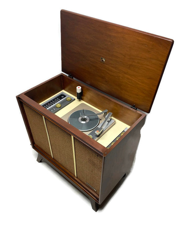 **SOLD OUT** RCA 50s 60s Hi Fidelity STEREO CONSOLE Record Player Changer AM FM Bluetooth The Vintedge Co.