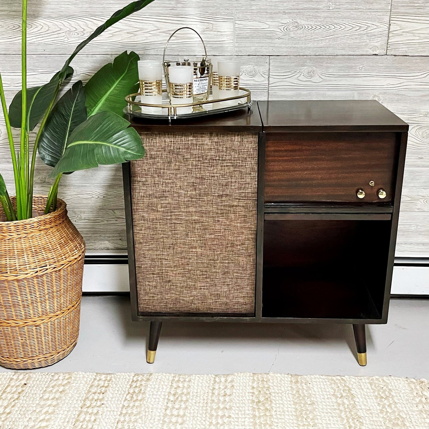 SOLD OUT!! VOICE OF MUSIC Hi Fidelity Record Player Changer Bluetooth Alexa The Vintedge Co.