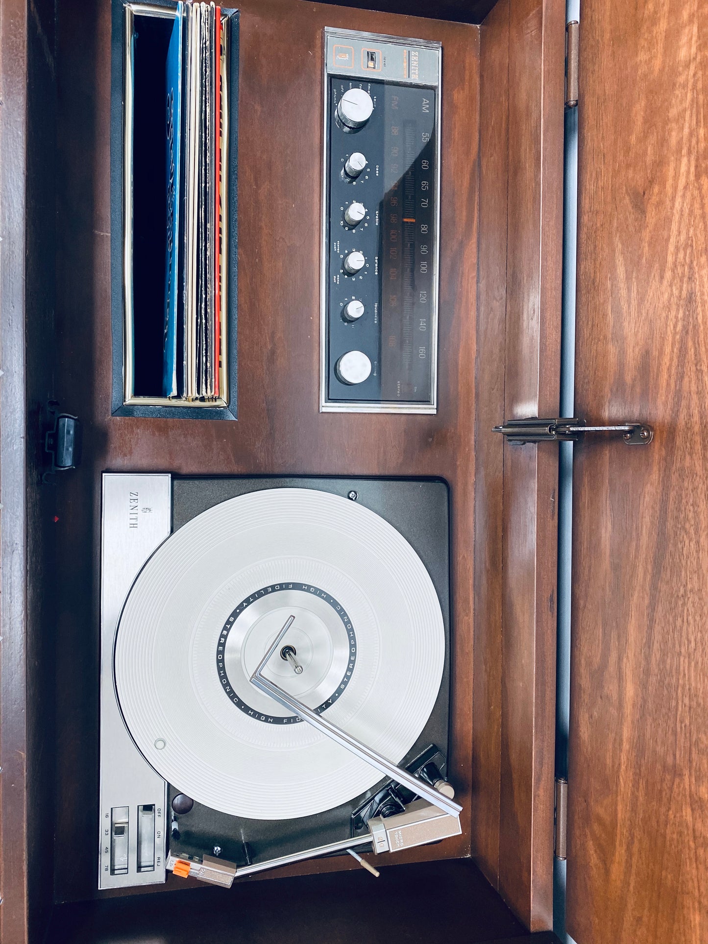 **SOLD OUT**  ZENITH Louver Door Record Player Changer Stereo Console AM FM Bluetooth Alexa The Vintedge Co.