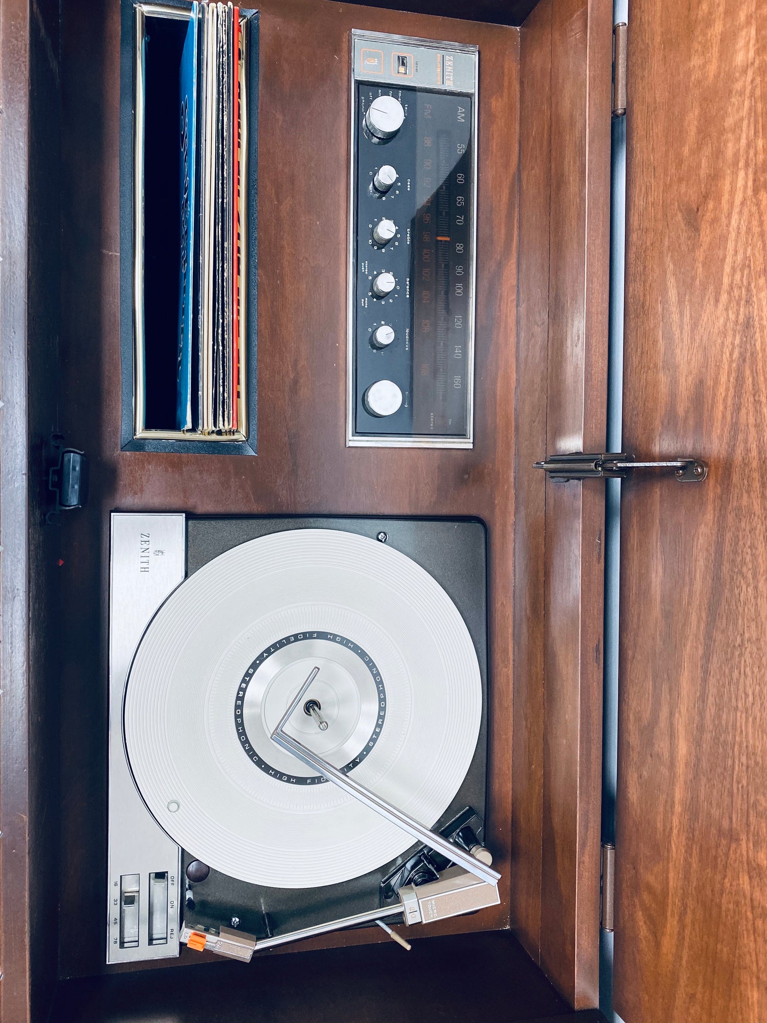 **SOLD OUT**  ZENITH Louver Door Record Player Changer Stereo Console AM FM Bluetooth Alexa The Vintedge Co.