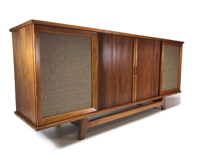 **SOLD OUT** CURTIS MATHES Vintage Record Player Changer Stereo Console AM FM Bluetooth The Vintedge Co.