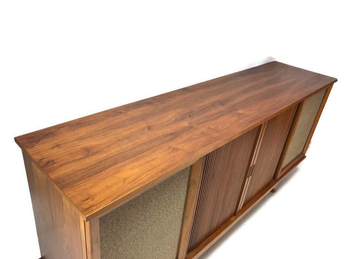**SOLD OUT** CURTIS MATHES Vintage Record Player Changer Stereo Console AM FM Bluetooth The Vintedge Co.