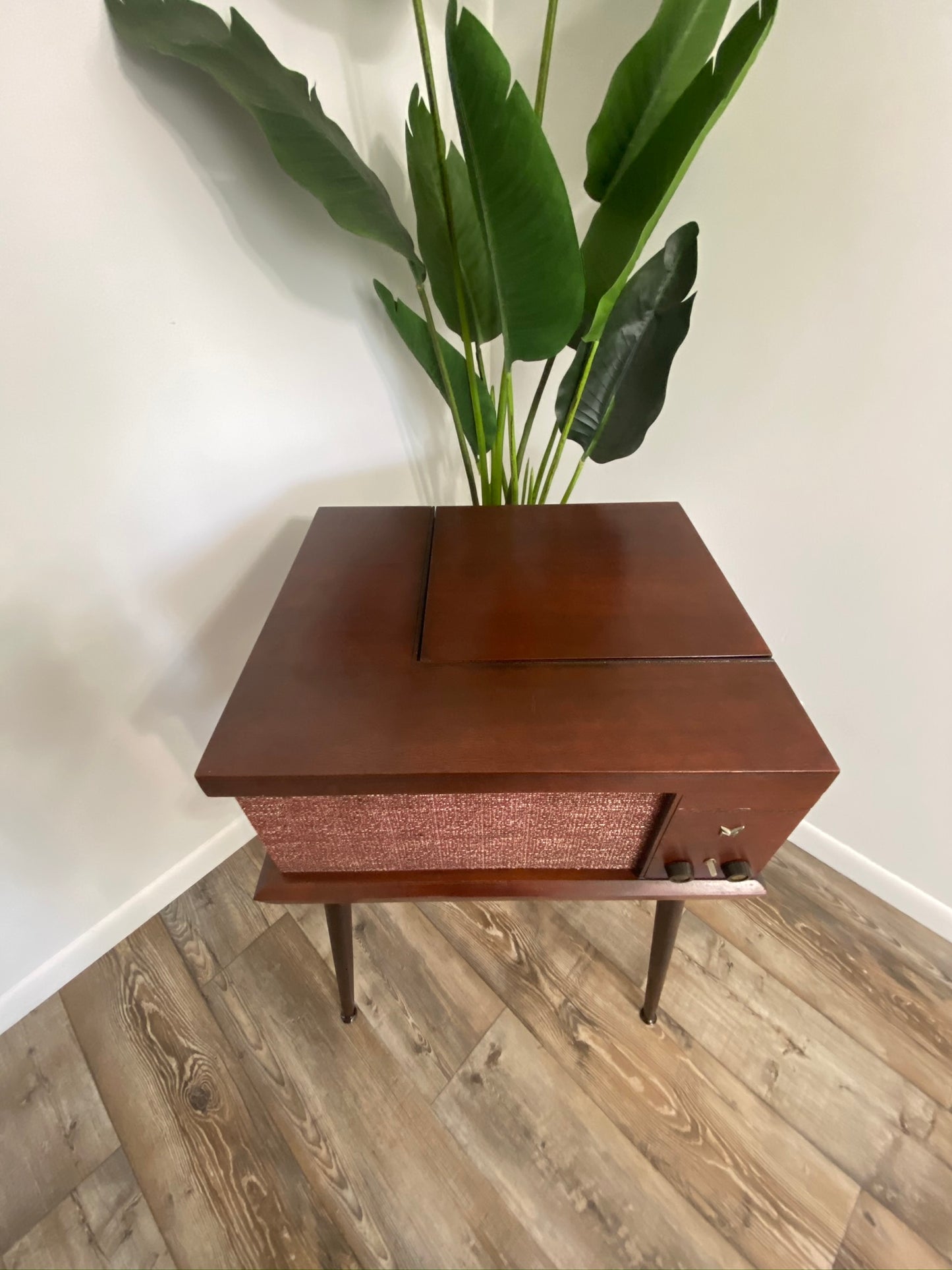 **SOLD OUT** VOICE OF MUSIC High Fidelity Stereo Record Player Changer Consolette VM Alexa The Vintedge Co.