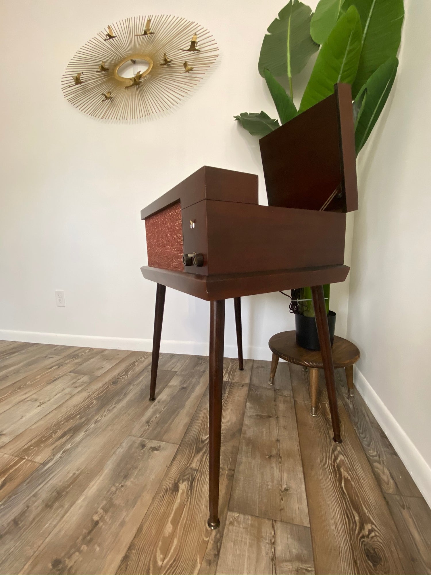 **SOLD OUT** VOICE OF MUSIC High Fidelity Stereo Record Player Changer Consolette VM Alexa The Vintedge Co.