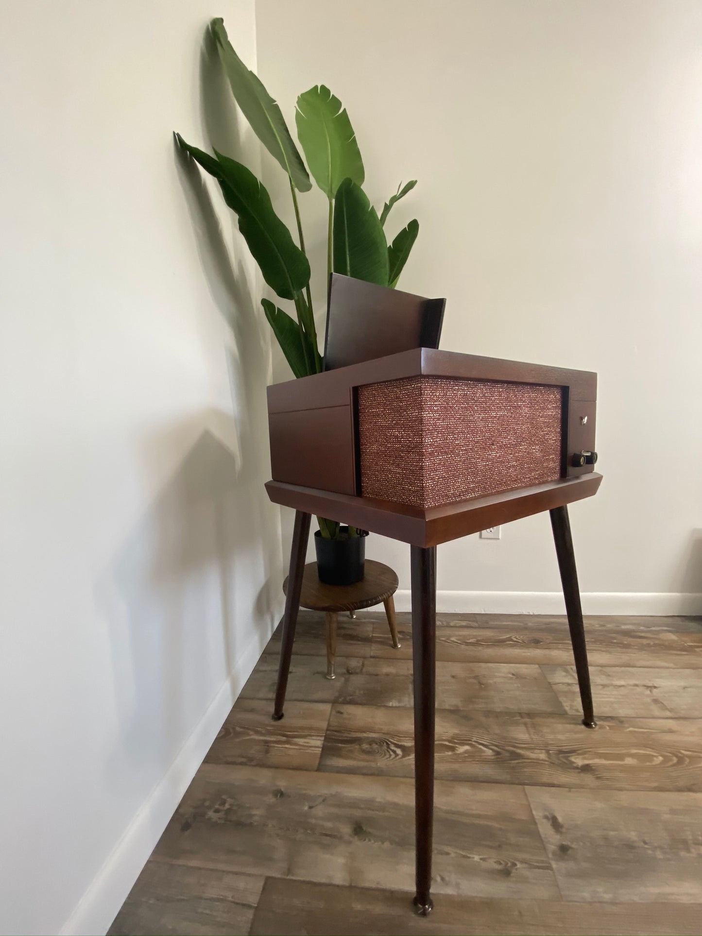 **SOLD OUT** VOICE OF MUSIC High Fidelity Stereo Record Player Changer Consolette VM Alexa The Vintedge Co.