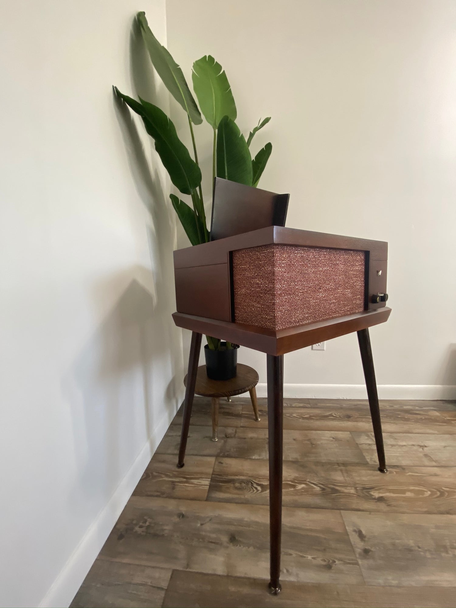 **SOLD OUT** VOICE OF MUSIC High Fidelity Stereo Record Player Changer Consolette VM Alexa The Vintedge Co.