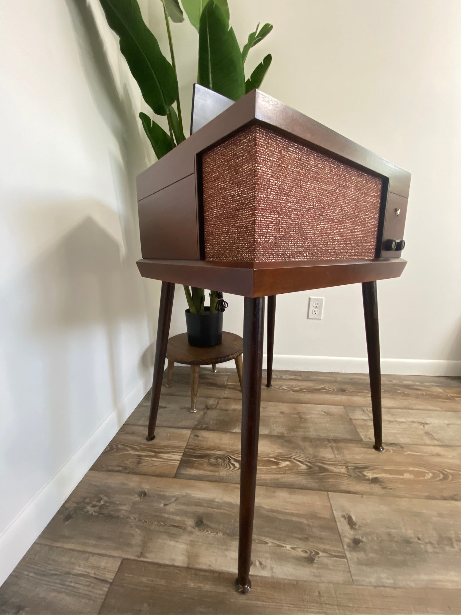 **SOLD OUT** VOICE OF MUSIC High Fidelity Stereo Record Player Changer Consolette VM Alexa The Vintedge Co.