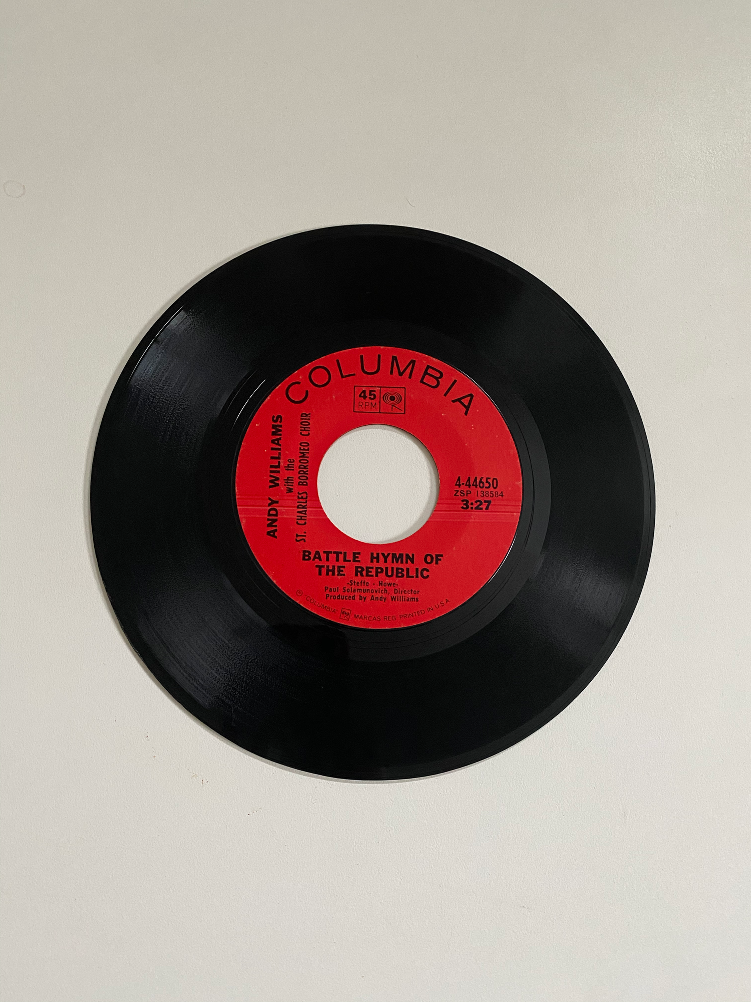 Andy Williams with the St. Charles Borromeo Choir - Battle Hymn of the Republic | 45 The Vintedge Co.