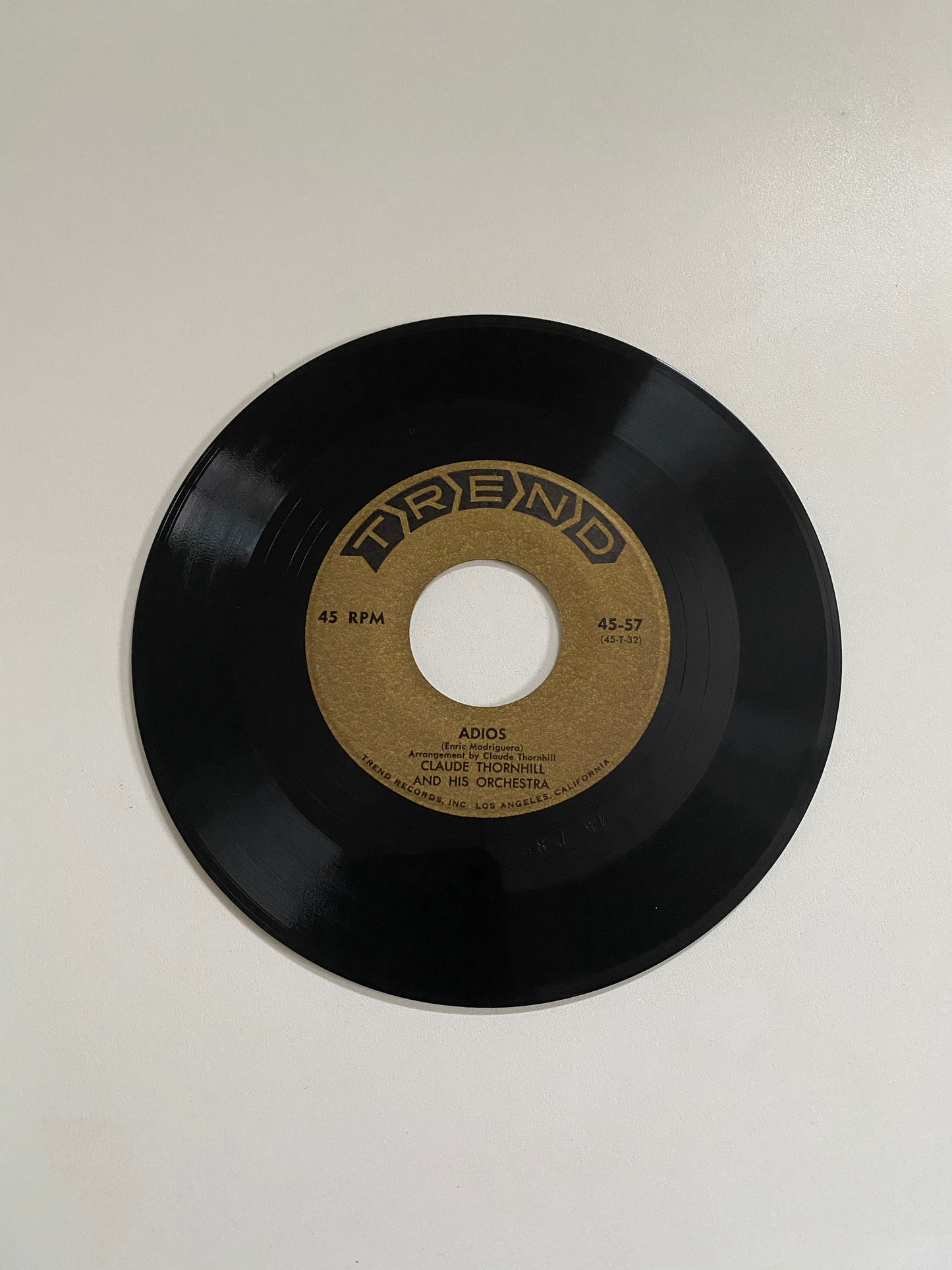 Claude Thornhill and his Orchestra - Mambo Nothing | 45 The Vintedge Co.