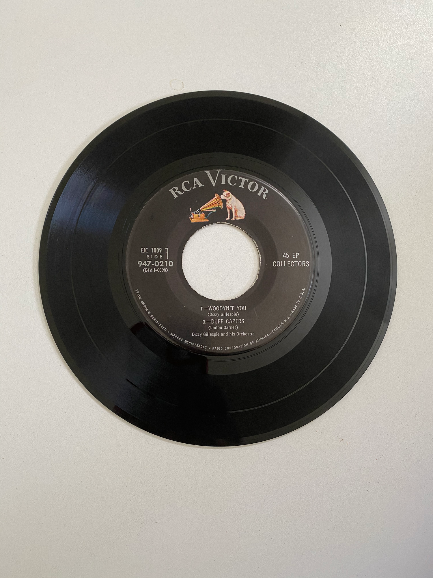 Dizzy Gillespie and his Orchestra - Woodyn't You | 45 The Vintedge Co.