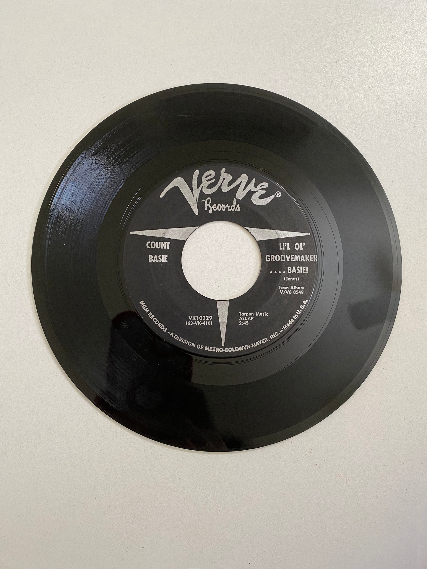 Count Basie - Pleasingly Plump | 45 The Vintedge Co.