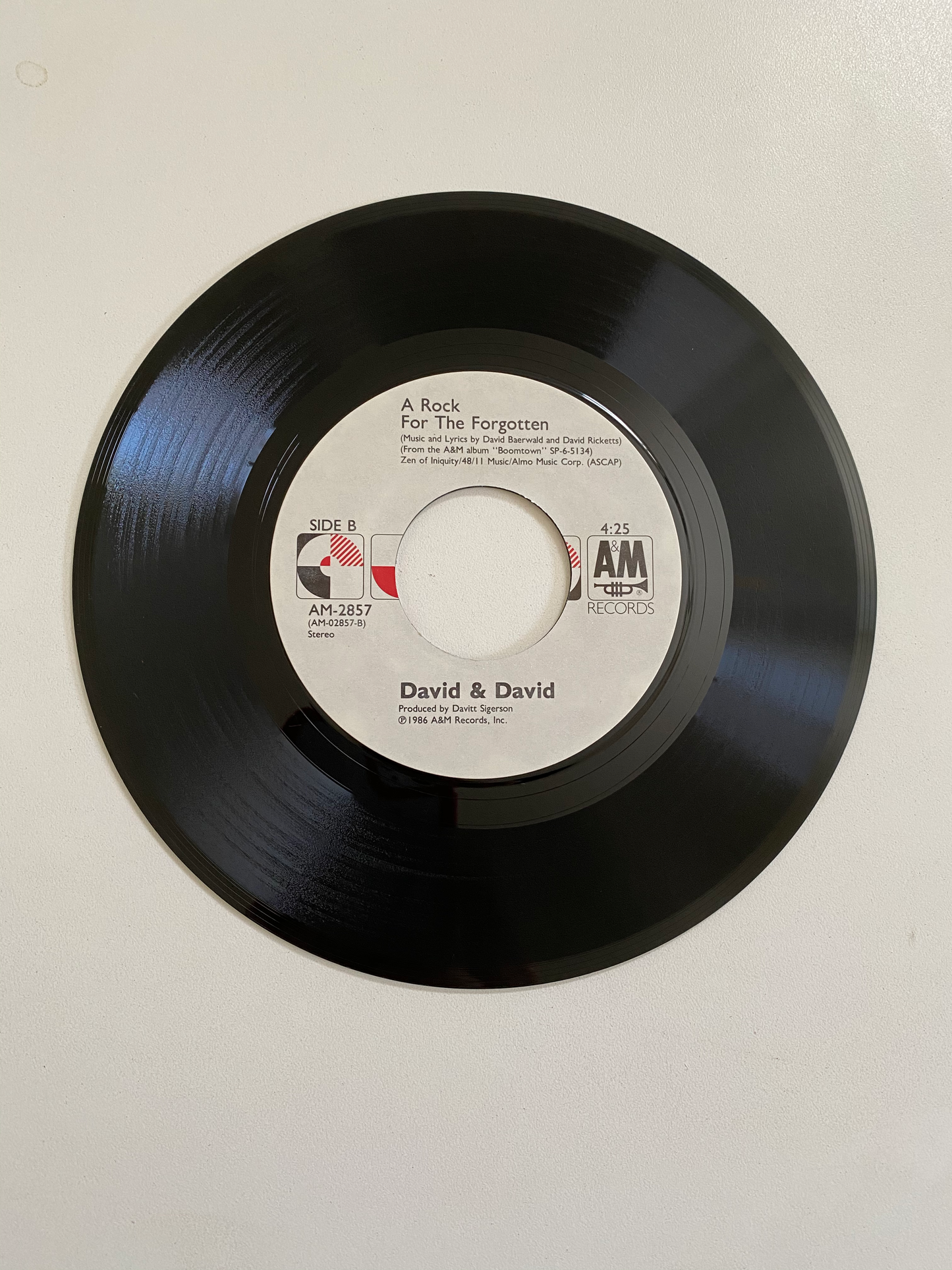 David & David - Welcome to the Boomtown | 45 The Vintedge Co.