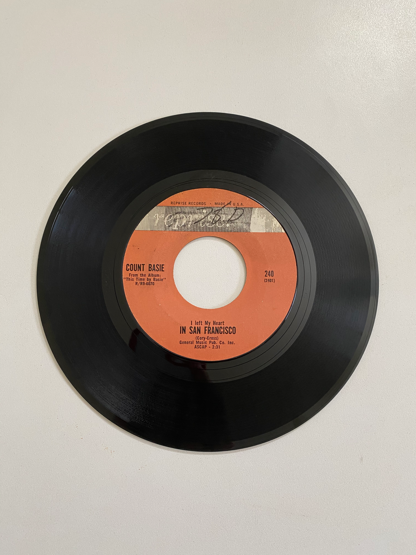 Count Basie - Walk, Don't Run | 45 The Vintedge Co.