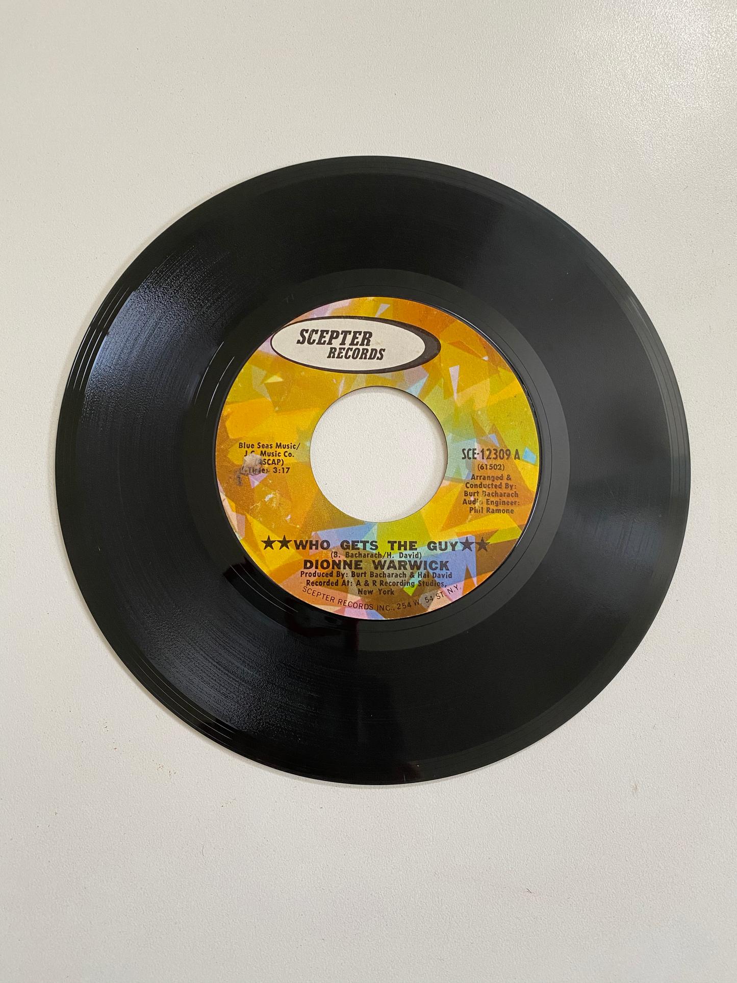 Dionne Warwick - Who Gets The Guy | 45 The Vintedge Co.