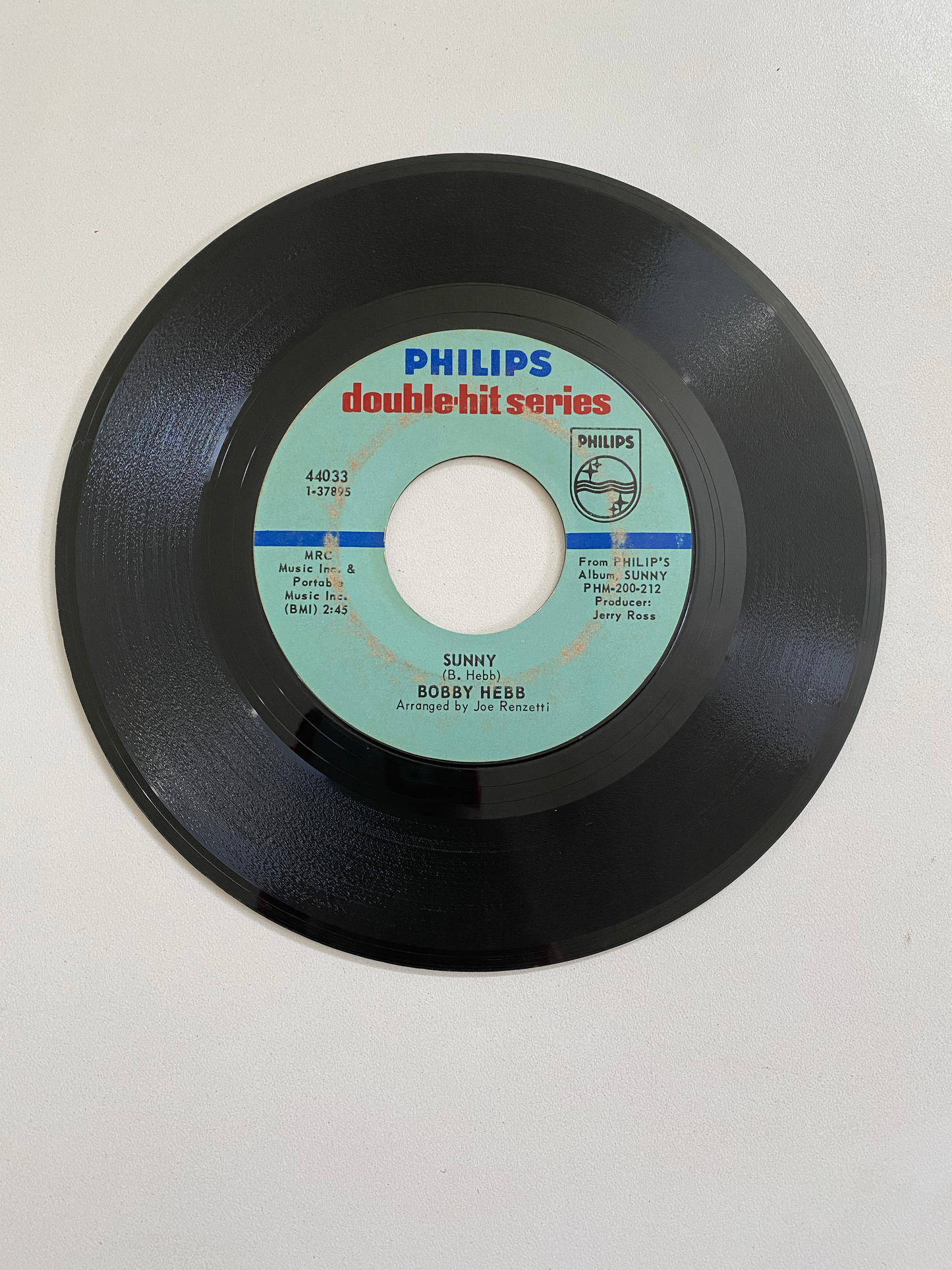 Bobby Hebbs - A Satisfied Mind | 45 The Vintedge Co.