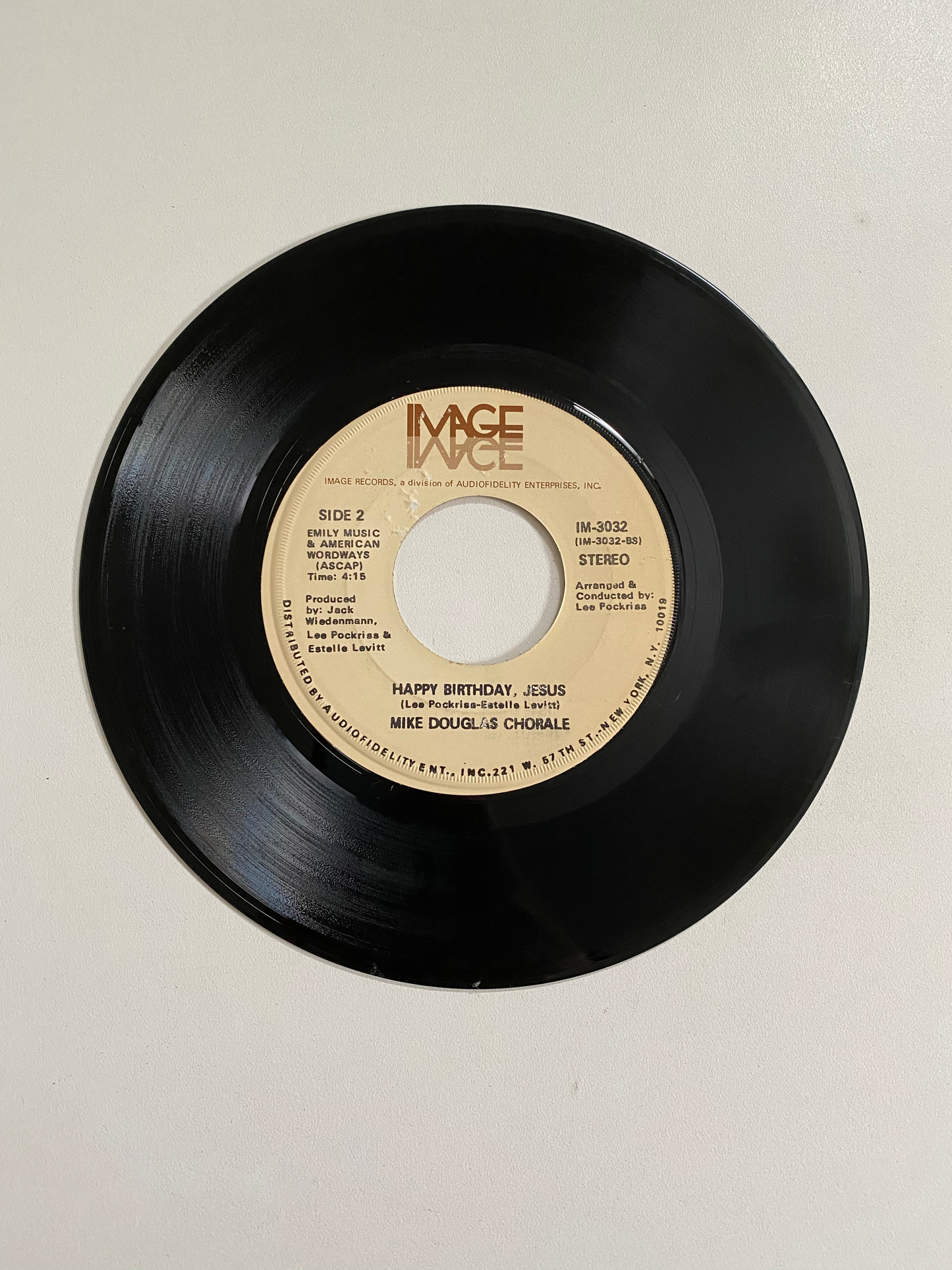 Mike Douglas - Happy Birthday Jesus | 45 The Vintedge Co.