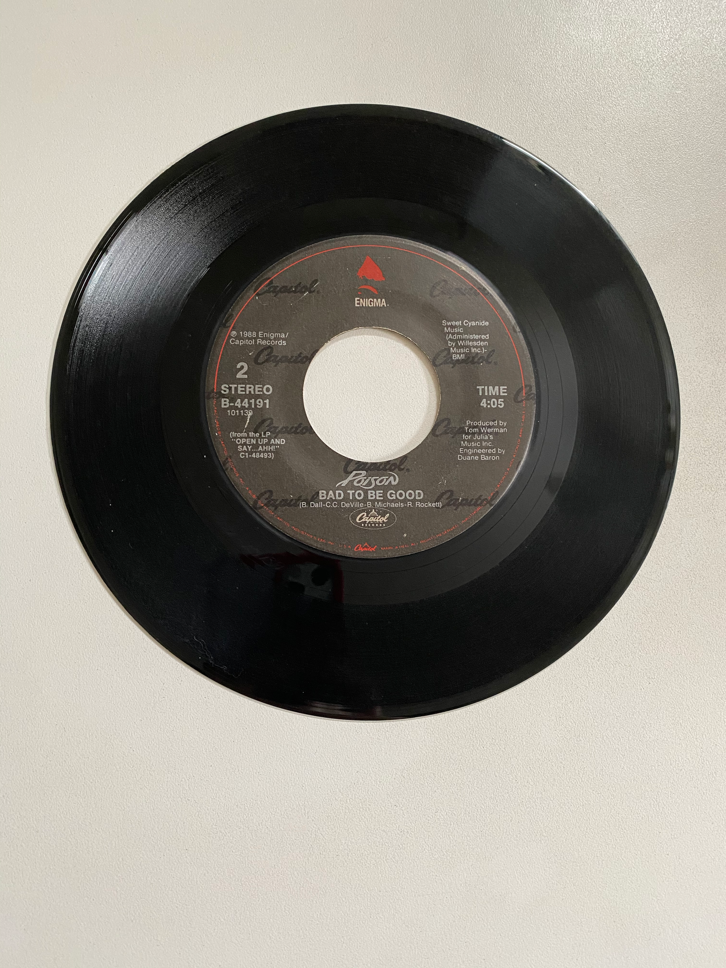 Poison - Fallen Angel | 45 The Vintedge Co.