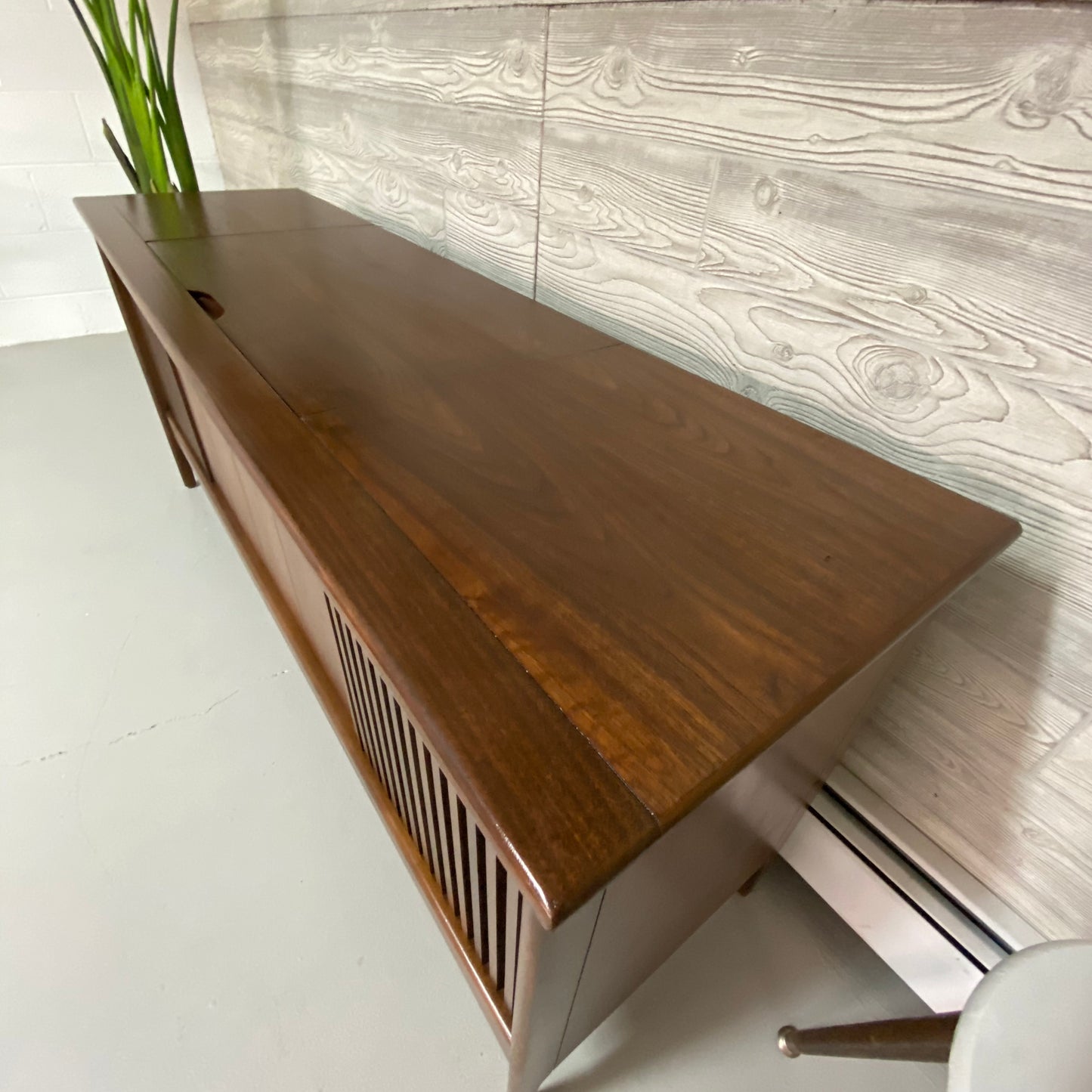 **SOLD OUT**  ADMIRAL Stereo Console 60s Vintage Record Player AM FM Bluetooth Alexa The Vintedge Co.