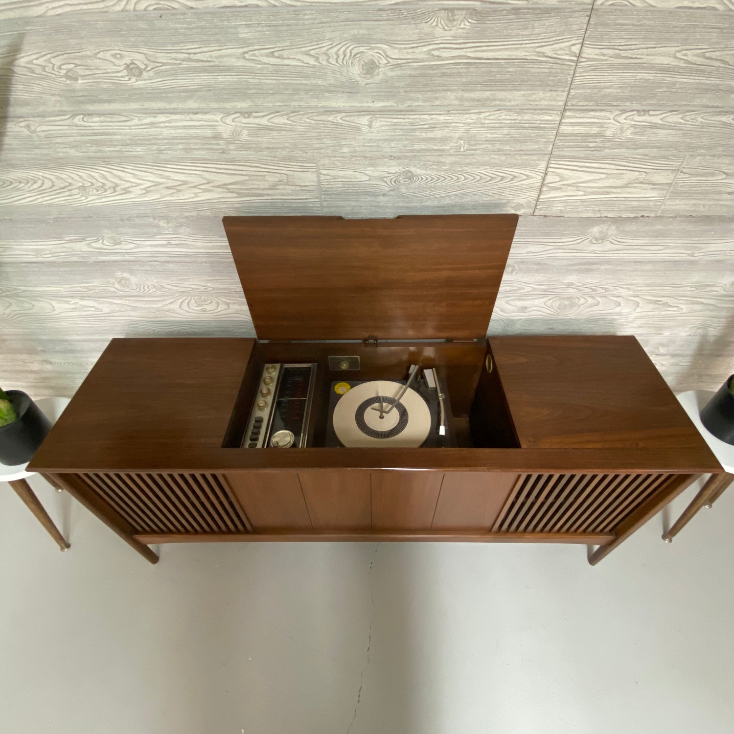 **SOLD OUT**  ADMIRAL Stereo Console 60s Vintage Record Player AM FM Bluetooth Alexa The Vintedge Co.