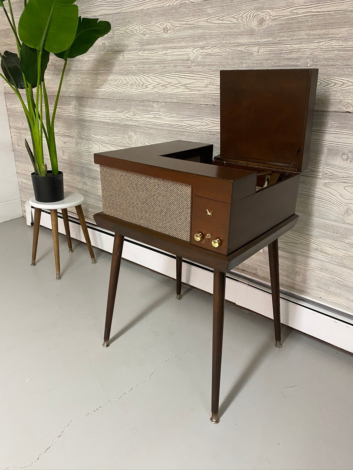 **SOLD OUT** VOICE OF MUSIC High Fidelity Stereo Record Player Changer Consolette VM Alexa The Vintedge Co.