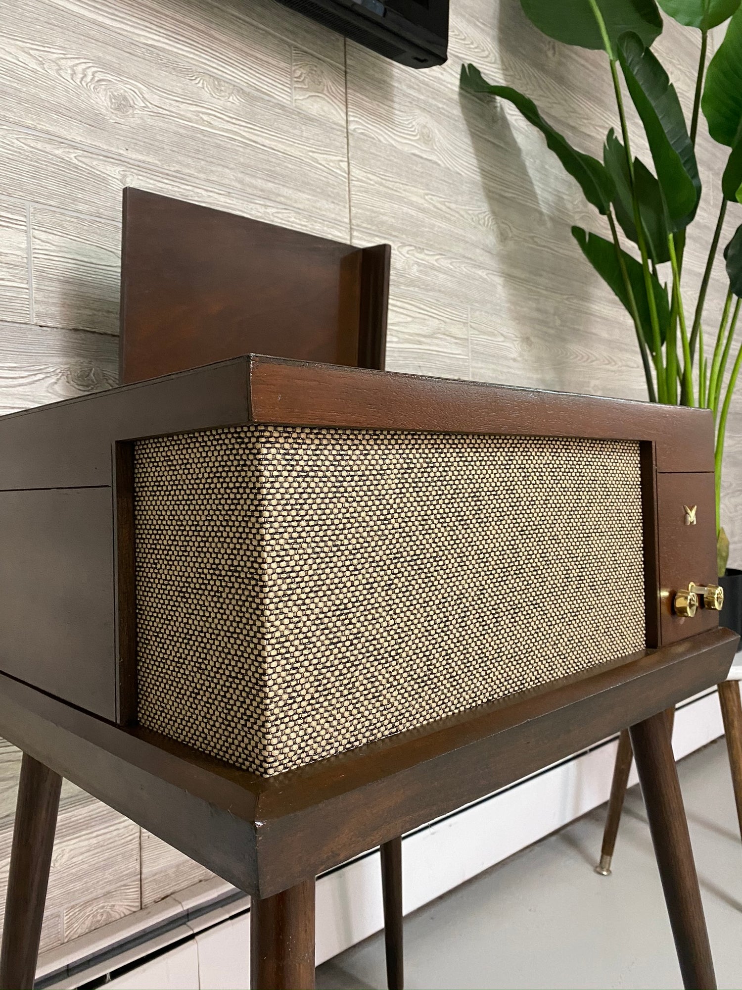 **SOLD OUT** VOICE OF MUSIC High Fidelity Stereo Record Player Changer Consolette VM Alexa The Vintedge Co.