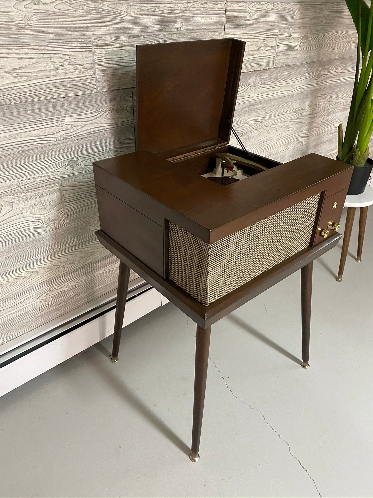 **SOLD OUT** VOICE OF MUSIC High Fidelity Stereo Record Player Changer Consolette VM Alexa The Vintedge Co.
