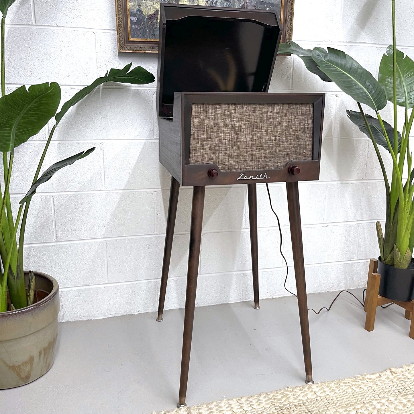 SOLD OUT!!! ZENITH Mid Century 50s Record Player Changer The Vintedge Co.