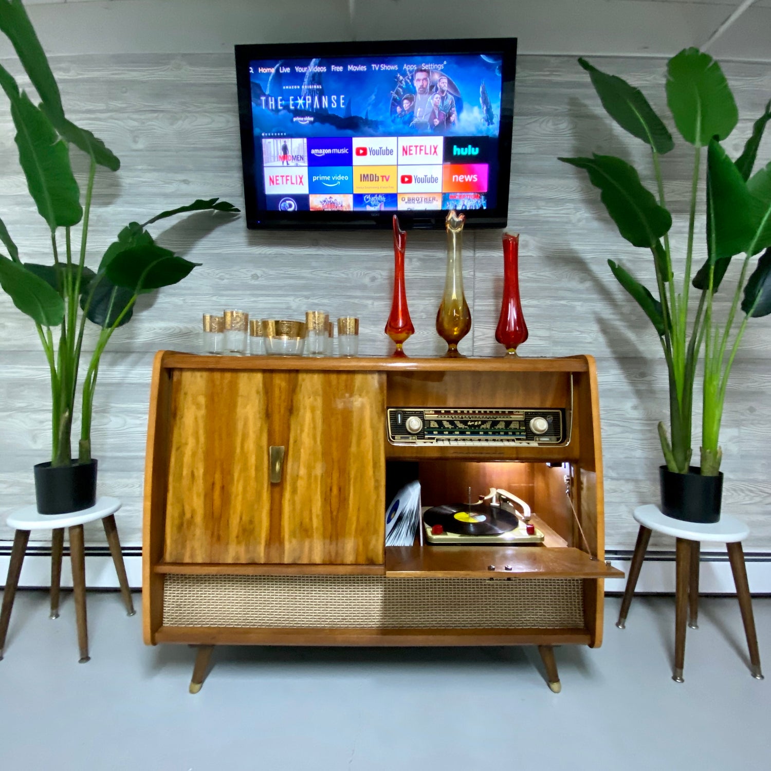 **SOLD OUT**  BLAUPUNKT Mid Century WHISKEY Dry BAR HiFi Mono Console Record Player Changer AM FM Bluetooth Alexa The Vintedge Co.