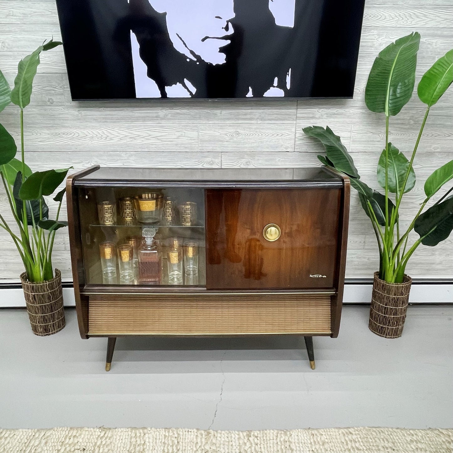 SOLD OUT!!! KUBA 50s Mid Century Stereo Console Record Player Changer w/Whiskey Bar Cabinet - AM FM Bluetooth Alexa The Vintedge Co.