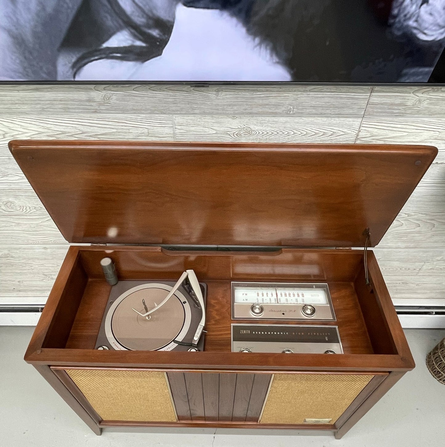 SOLD OUT ZENITH Mid Century 60s Stereo Console Record Player Changer AM FM Bluetooth The Vintedge Co.