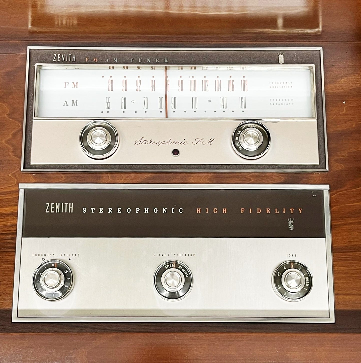 SOLD OUT ZENITH Mid Century 60s Stereo Console Record Player Changer AM FM Bluetooth The Vintedge Co.