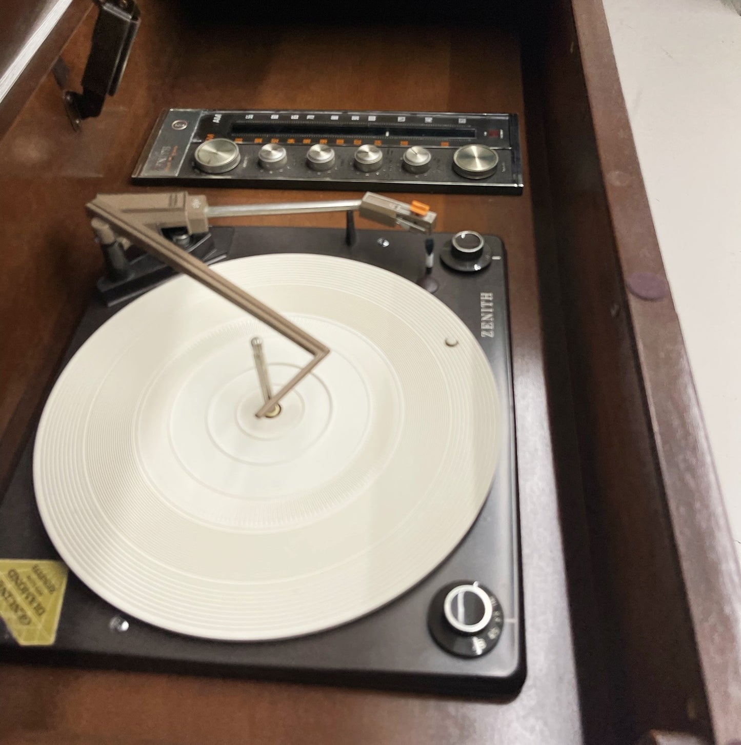 SOLD OUT!!! ZENITH Vintage 70s Stereo Console Record Player Changer AM FM Bluetooth The Vintedge Co.