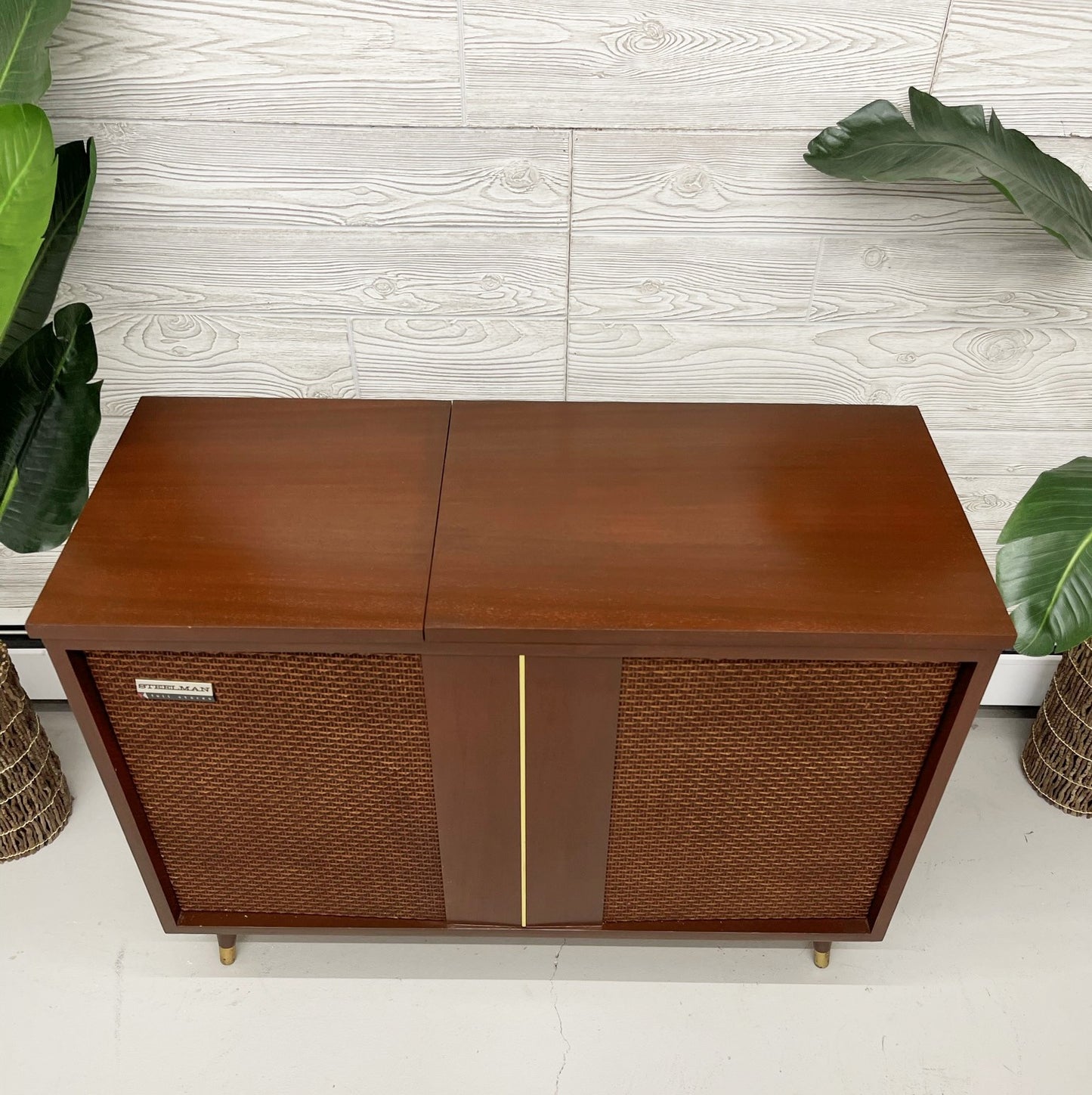 SOLD OUT!!! STEELMAN Mid Century Stereo Console Record Player Changer AM FM Bluetooth Alexa The Vintedge Co.