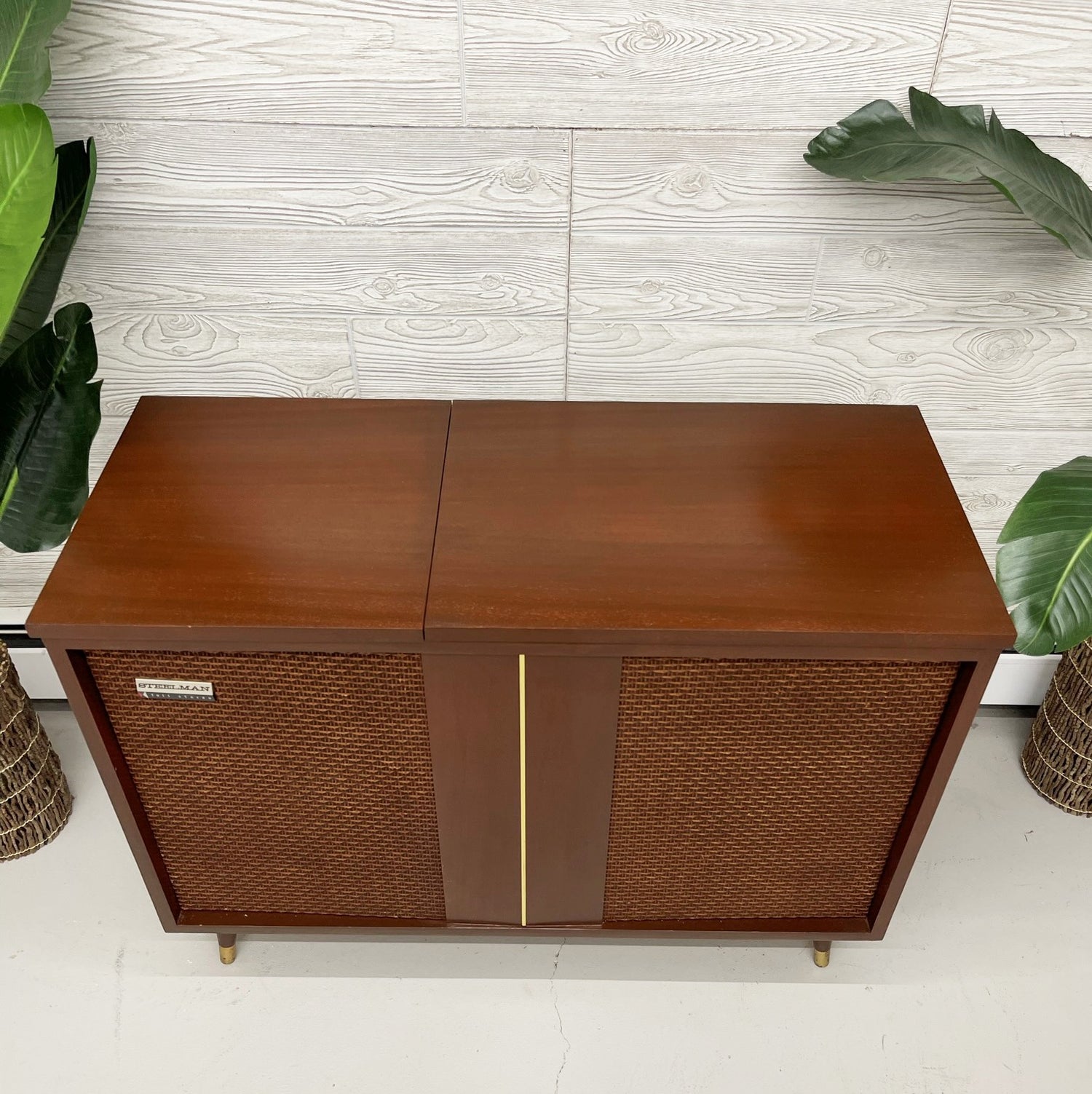SOLD OUT!!! STEELMAN Mid Century Stereo Console Record Player Changer AM FM Bluetooth Alexa The Vintedge Co.