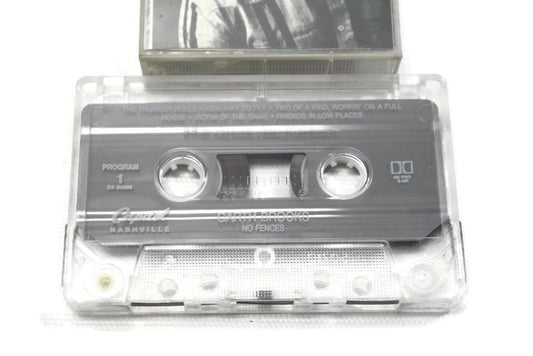 GARTH BROOKS - Vintage Cassette Tape - NO FENCES The Vintedge Co.