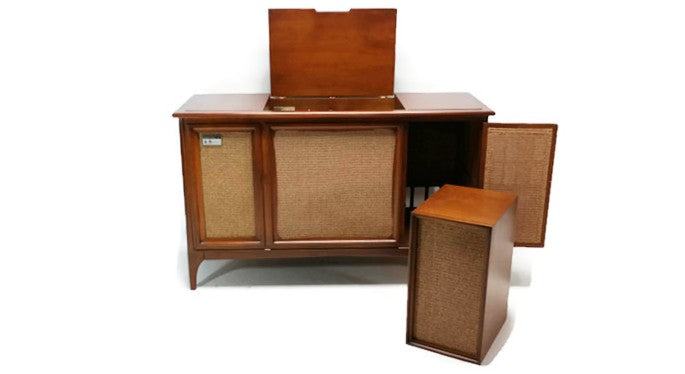 **SOLD OUT**  ADMIRAL Mid Century Record Player Changer Stereo Console w/Removable Stereo Speaker - Bluetooth The Vintedge Co.