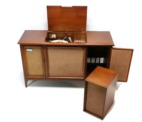 **SOLD OUT**  ADMIRAL Mid Century Record Player Changer Stereo Console w/Removable Stereo Speaker - Bluetooth The Vintedge Co.