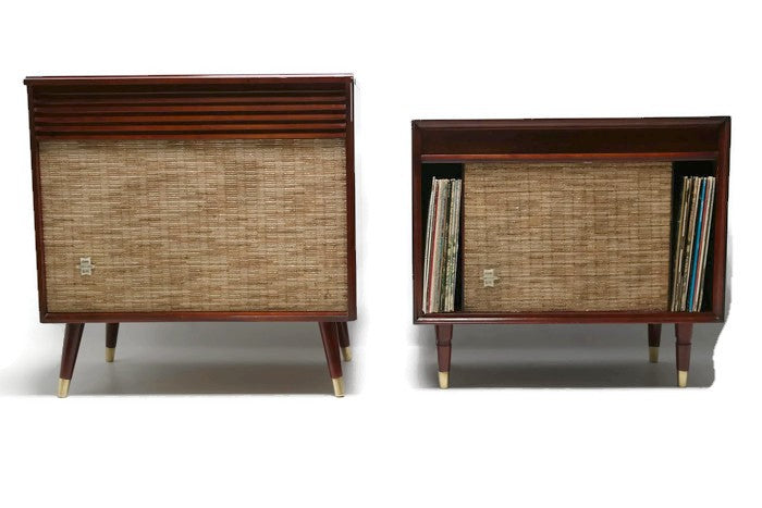 **SOLD OUT** SILVERTONE 2-Piece Record Player Changer Stereo Console with Extension Speaker The Vintedge Co.