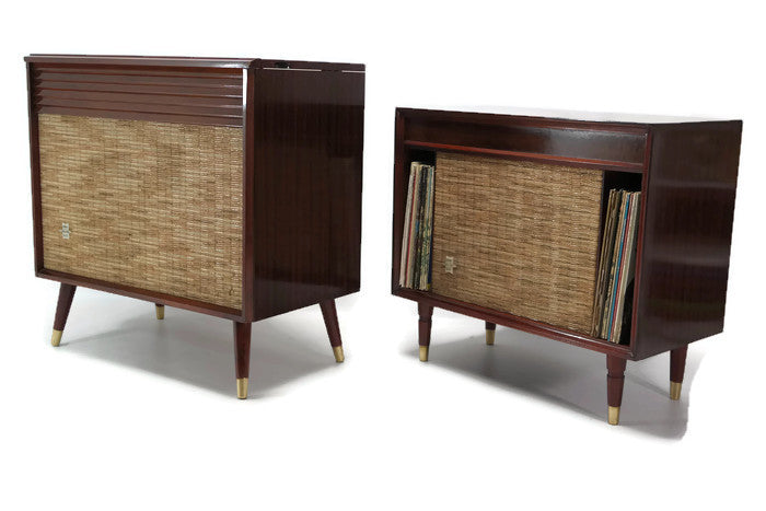 **SOLD OUT** SILVERTONE 2-Piece Record Player Changer Stereo Console with Extension Speaker The Vintedge Co.