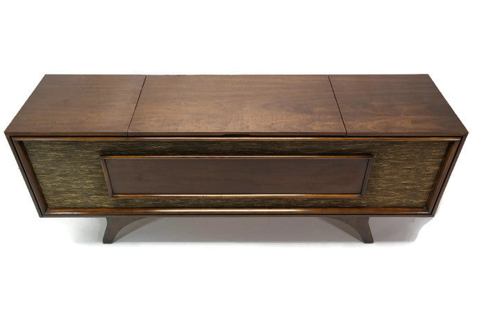 **SOLD OUT** The Vintedge Co™ - TURNTABLE READY SERIES™ - GE LONG-AND-LOW Modern Turntable Record Player Stereo Console The Vintedge Co.