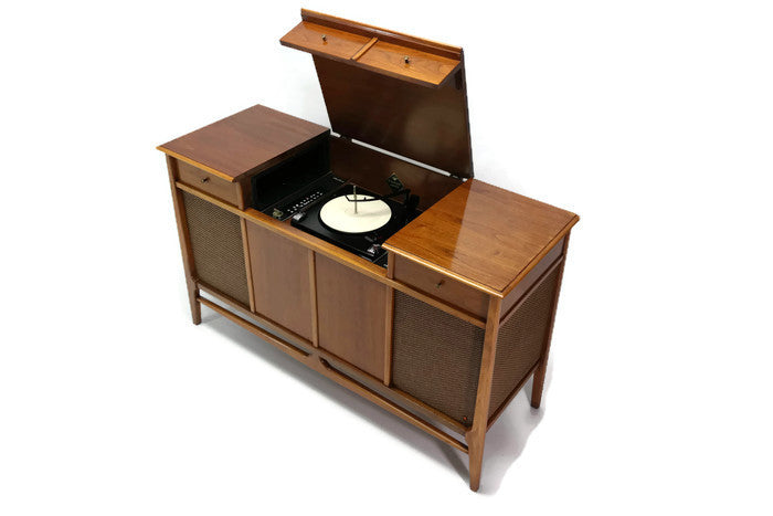 **SOLD OUT** AIRLINE Vintage 50s 60s Record Player Changer Stereo Console The Vintedge Co.