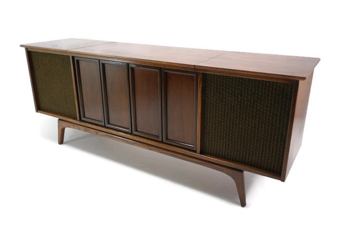 **SOLD OUT** SILVERTONE Mid Century Record Player Changer Stereo Console The Vintedge Co.