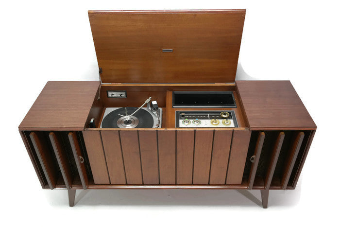 **SOLD OUT** ZENITH Mid Century Louver Door Record Player Changer Stereo Console The Vintedge Co.