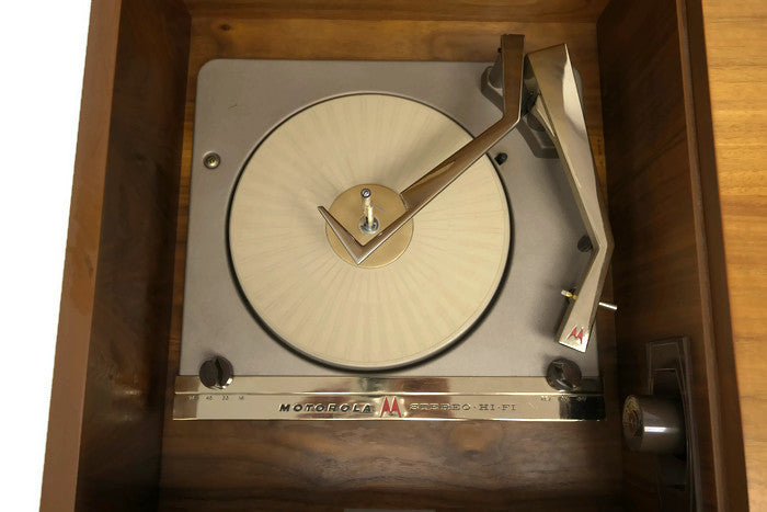 **SOLD OUT**  MOTOROLA 3-Channel Mid Century Record Player Changer Stereo Console The Vintedge Co.
