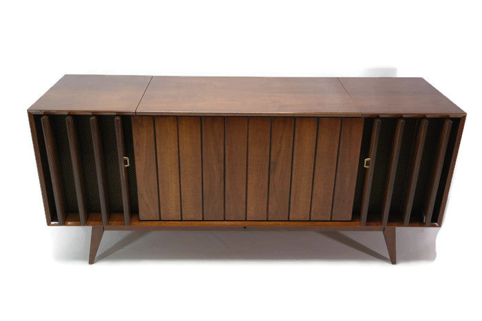 **SOLD OUT** 60s ZENITH DELUXE Louver Door HYBRID Record Player Changer Stereo Console The Vintedge Co.