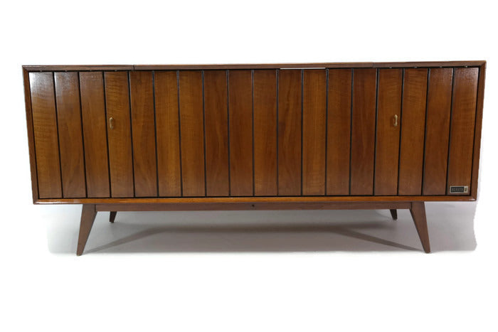 **SOLD OUT** 60s ZENITH DELUXE Louver Door HYBRID Record Player Changer Stereo Console The Vintedge Co.