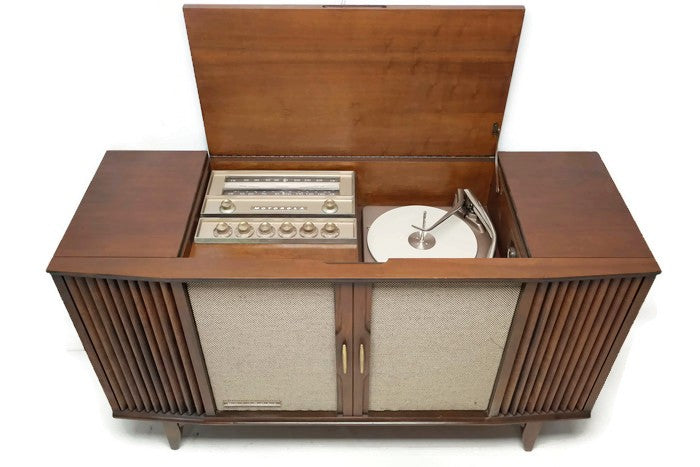 **SOLD OUT**  MOTOROLA 3-Channel Mid Century Record Player Changer Stereo Console The Vintedge Co.