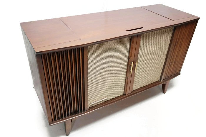 **SOLD OUT**  MOTOROLA 3-Channel Mid Century Record Player Changer Stereo Console The Vintedge Co.