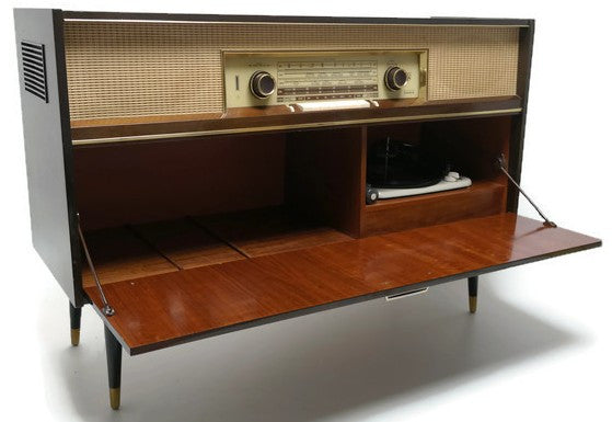 Vintage GRUNDIG MANDELLO 60's Record Changer Stereo Console - AM/FM Tuner - Bluetooth - Shortwave Radio The Vintedge Co.
