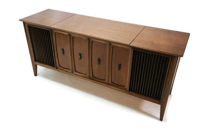 **SOLD OUT** ZENITH Mid Century Record Player Changer Stereo Console The Vintedge Co.